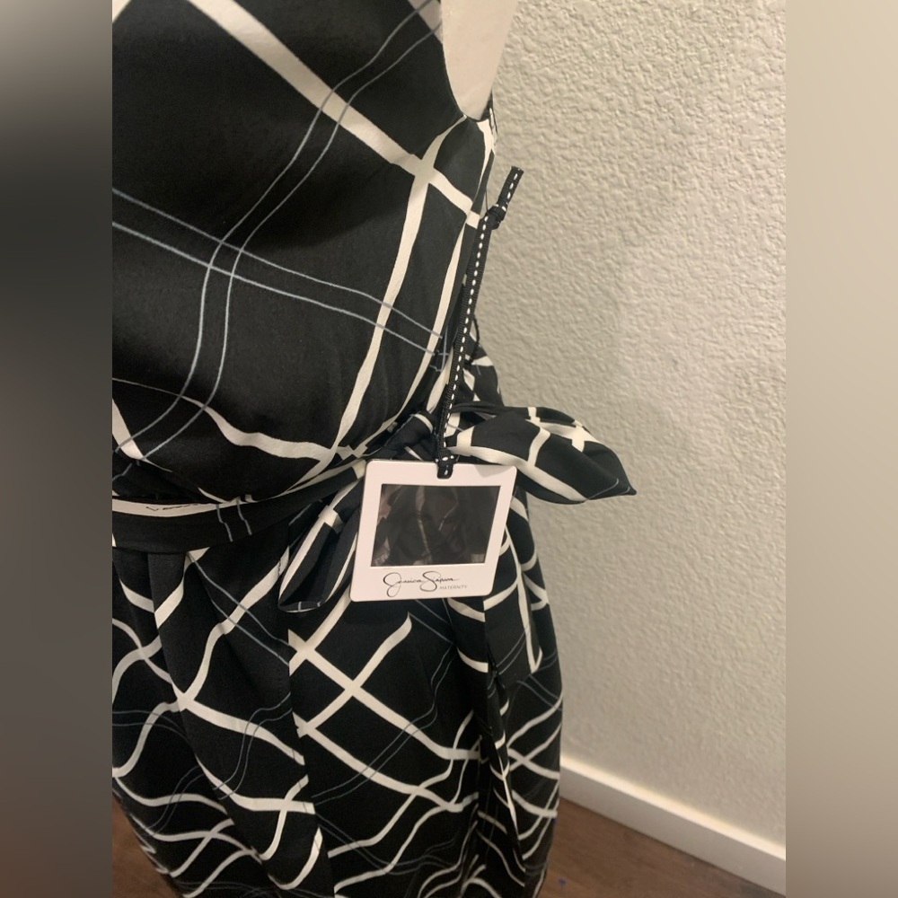 Maternity Jessica Simpson dress Dress Size SP - Picture 4 of 6